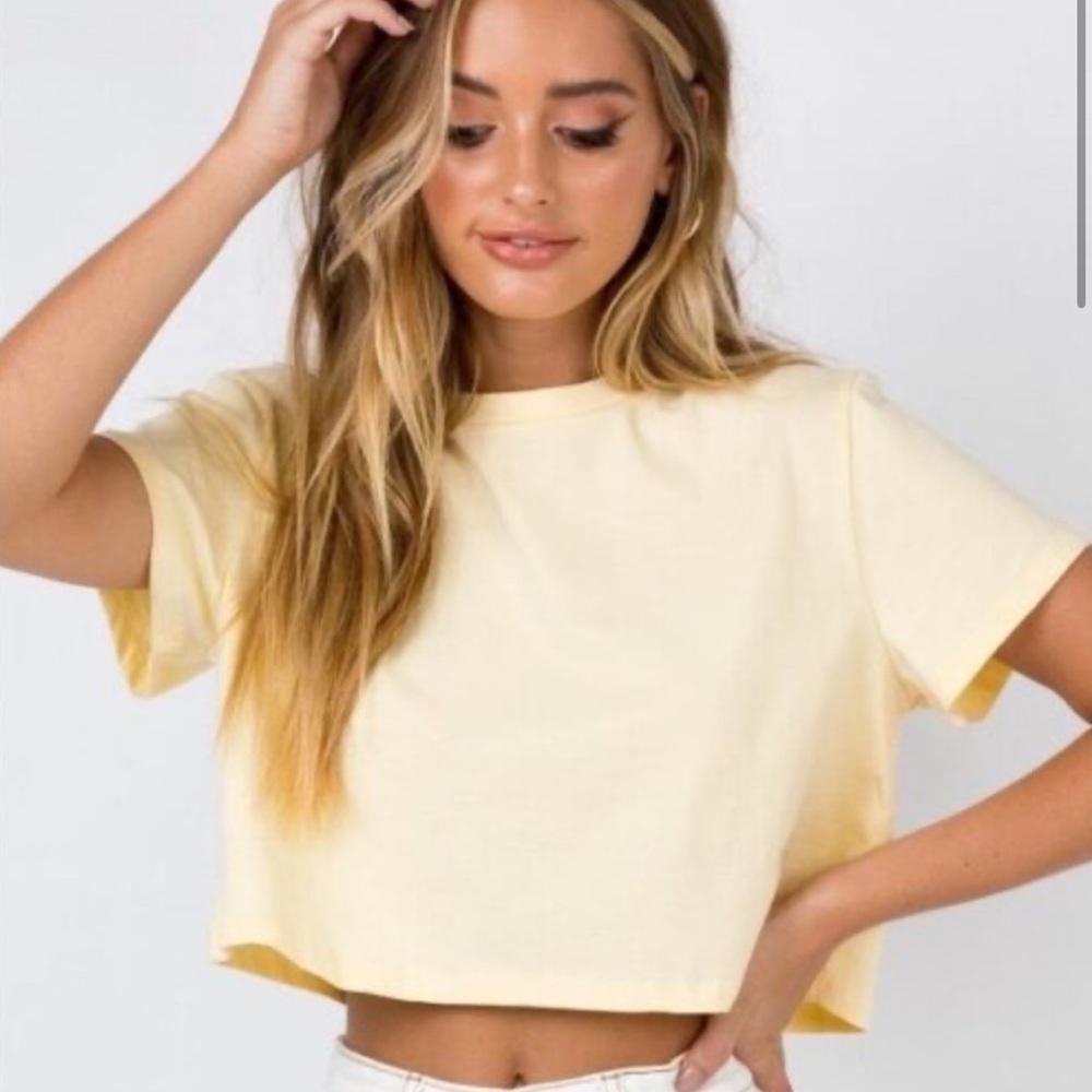 princess polly butter yellow cropped tee
